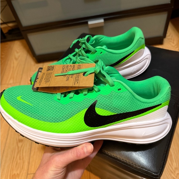 Nike Running Lime Green and Black Athletic Shoes main image 4